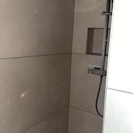 Le Sept アパート コルマール