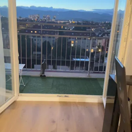 Le Sept アパート